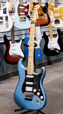 Fender - FENDER PLAYER STRAT FR HSS MN TIDEPOOL 2